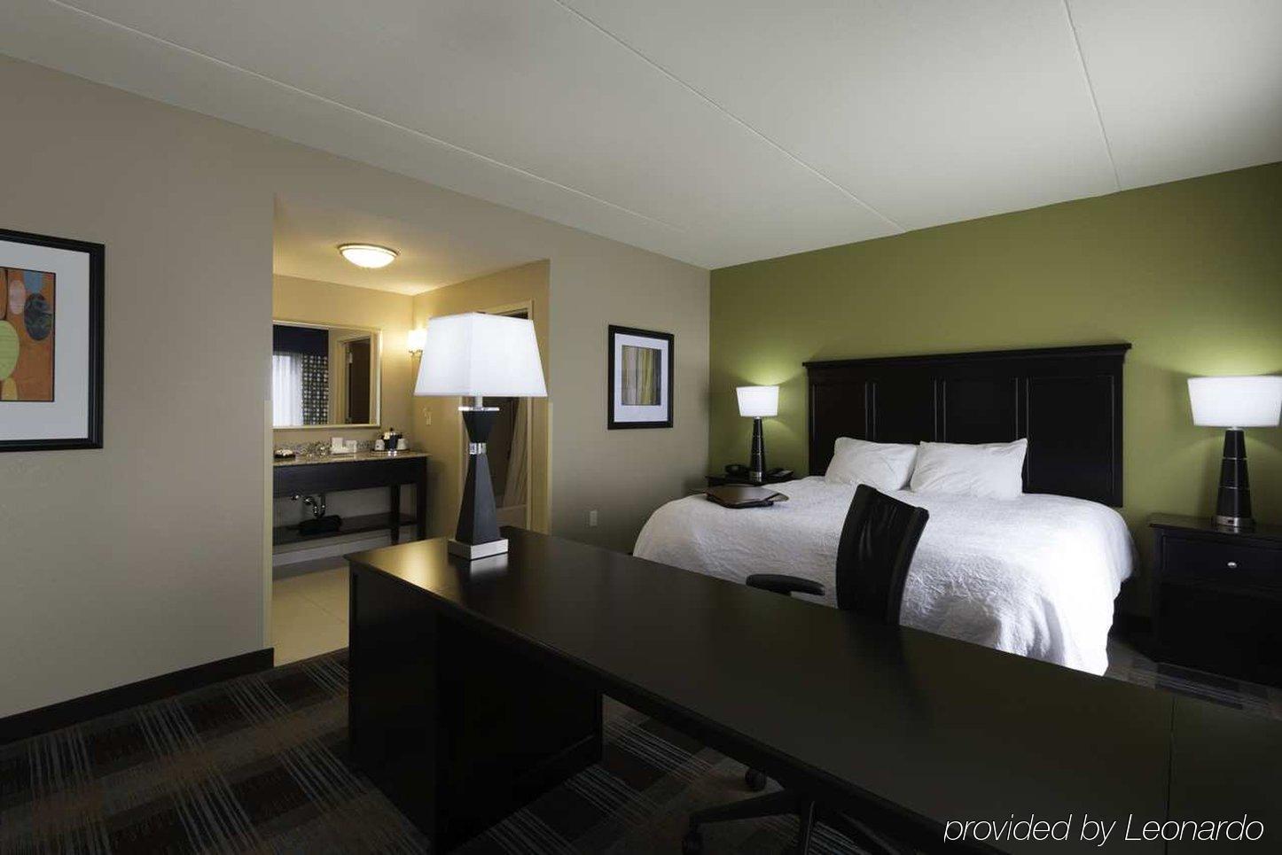 Baymont By Wyndham Clarksville Northeast Eksteriør billede